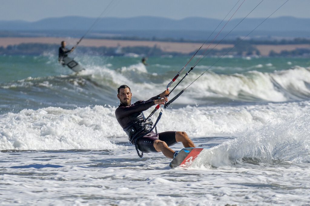 extreme, kite, wind-5497194.jpg